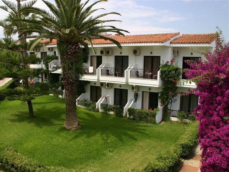 Morfeas Hotel Kávos Exterior foto